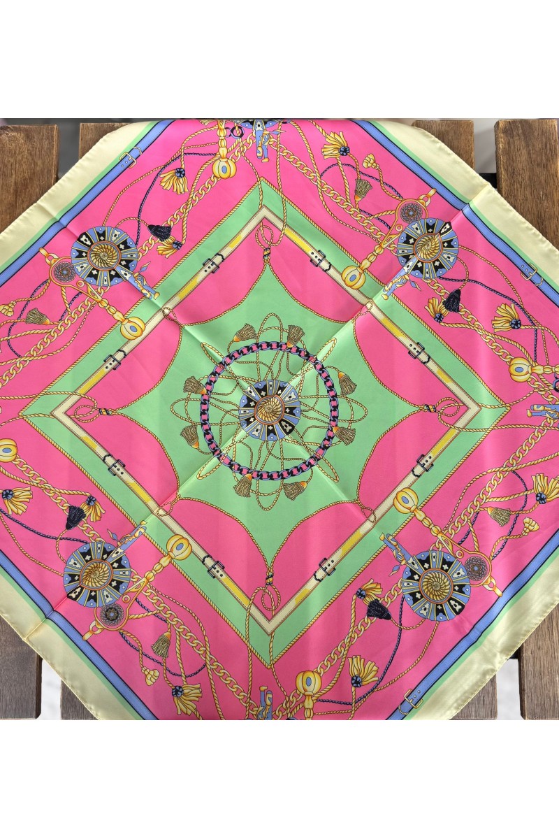 RENKLİ SATEN FULAR 60 X 60 CM