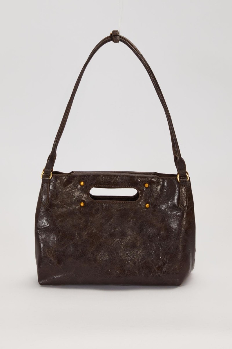 Kahverengi  Zarf Charm Detaylı Omuz Çantası