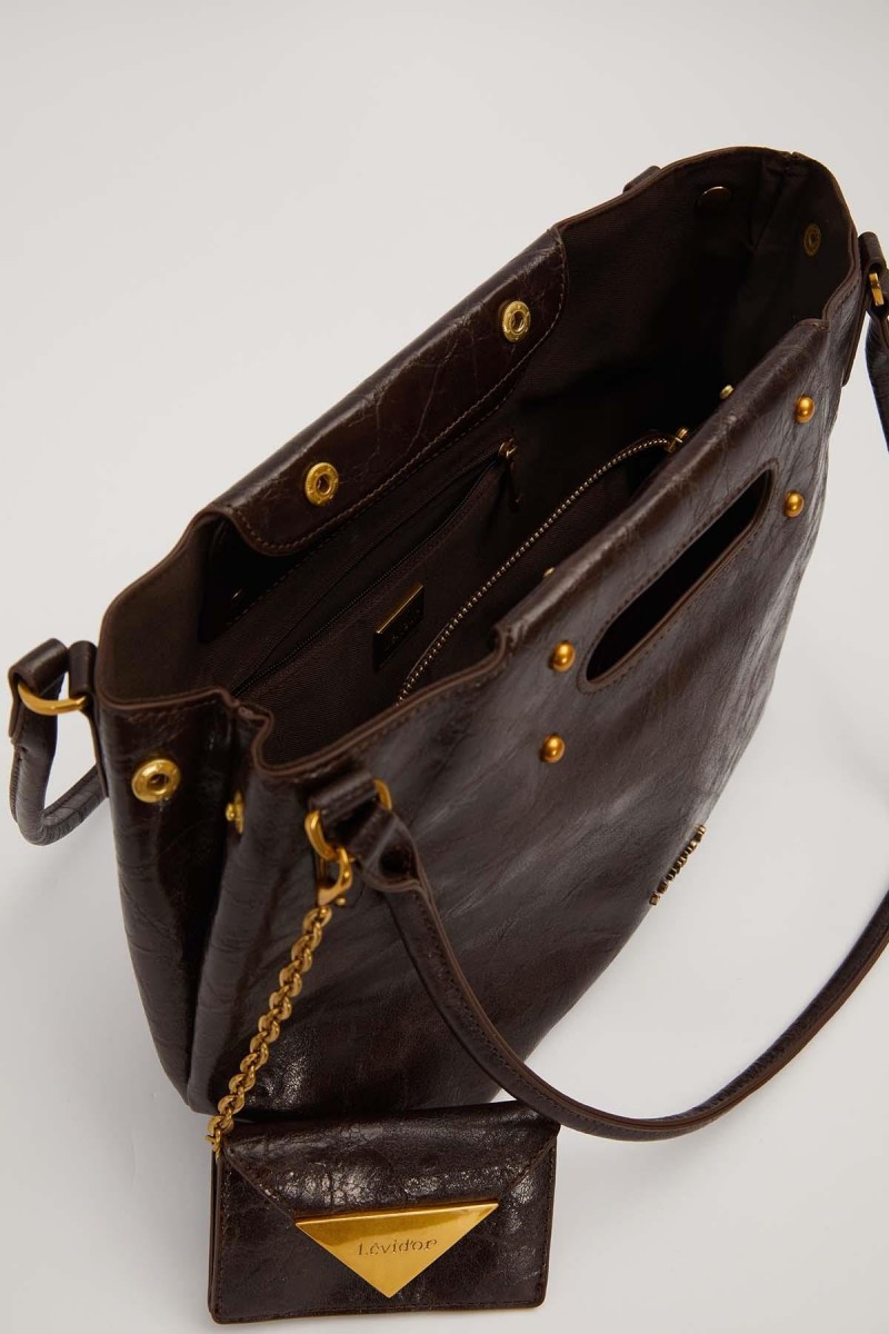 Kahverengi  Zarf Charm Detaylı Omuz Çantası