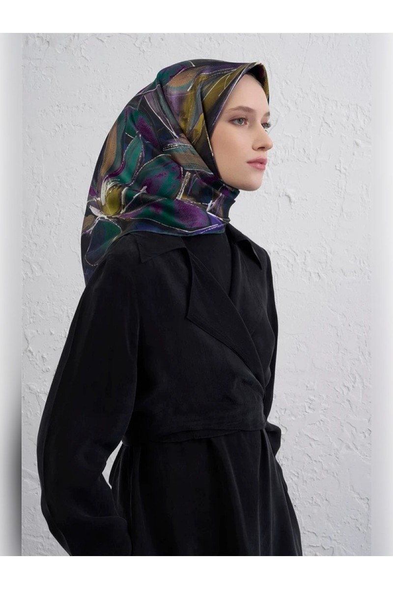 Armine Çiçek Desenli Saf İpek Sura Eşarp 9406D 84 Armine Çiçek Desenli Saf İpek Sura Eşarp 9406D 84