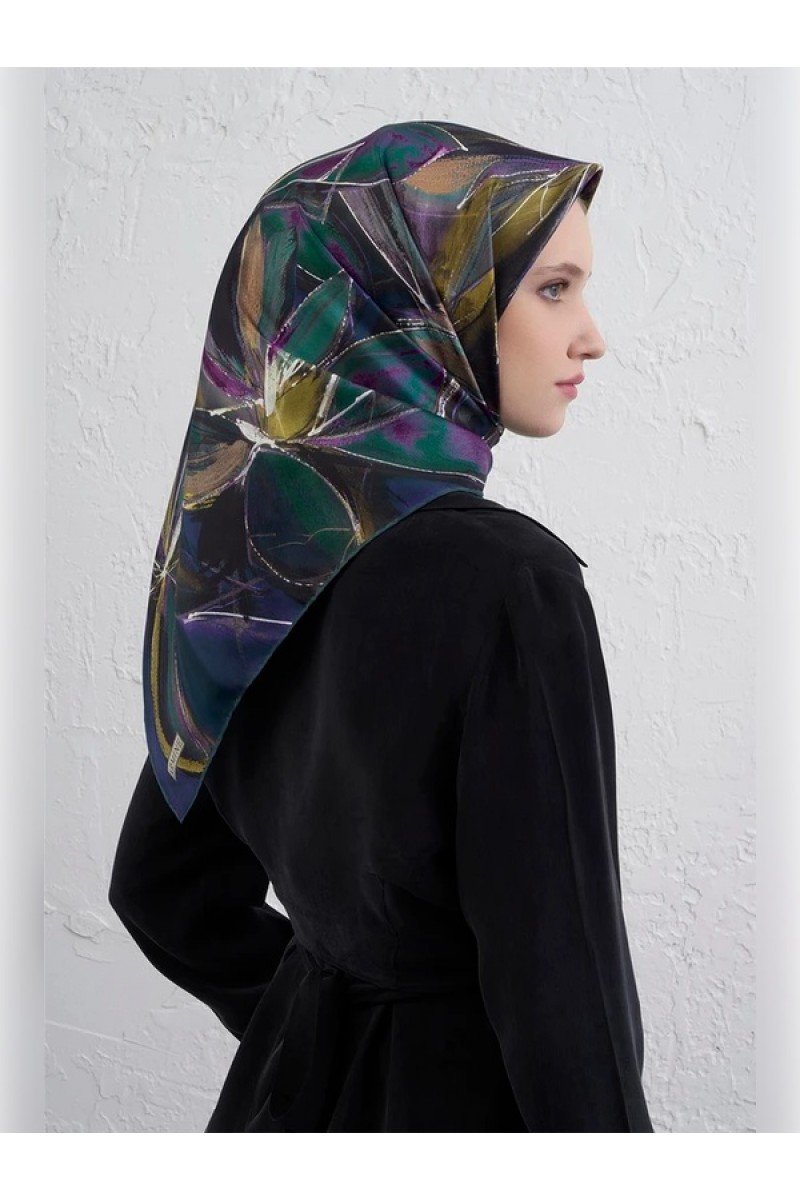 Armine Çiçek Desenli Saf İpek Sura Eşarp 9406D 84 Armine Çiçek Desenli Saf İpek Sura Eşarp 9406D 84