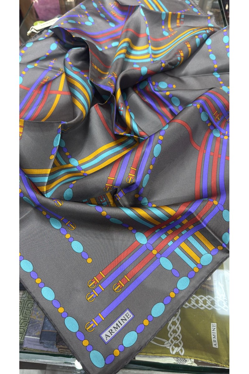 Armine Obje Desenli Saf İpek Twill Eşarp 9407D 54 Armine Obje Desenli Saf İpek Twill Eşarp 9407D 54